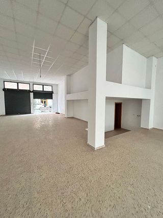 Local comercial en alquiler en Alcoy/Alcoi