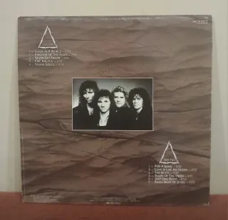 VINILO KINGDOM OF THE NIGHT LP DE AXXIS 
