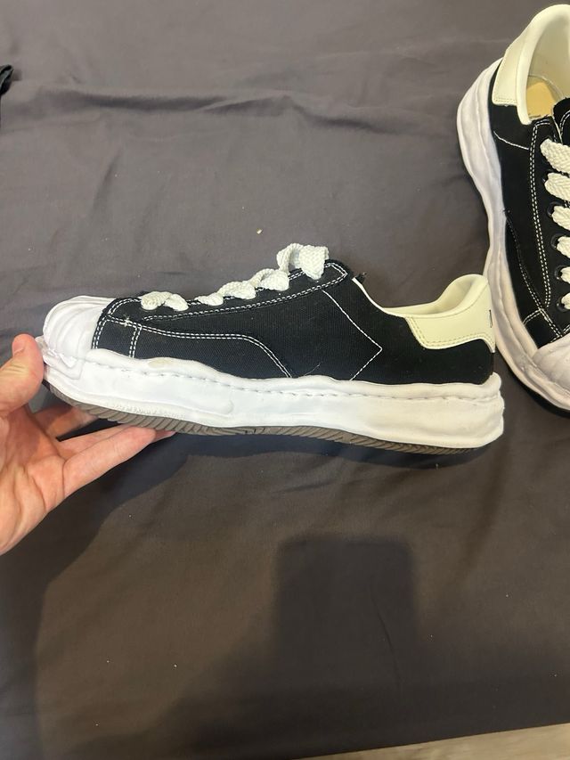 Mihara Yasuhiro Zapatillas Negras y Blancas