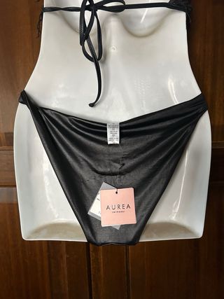 Bikini nero con frange di pajete