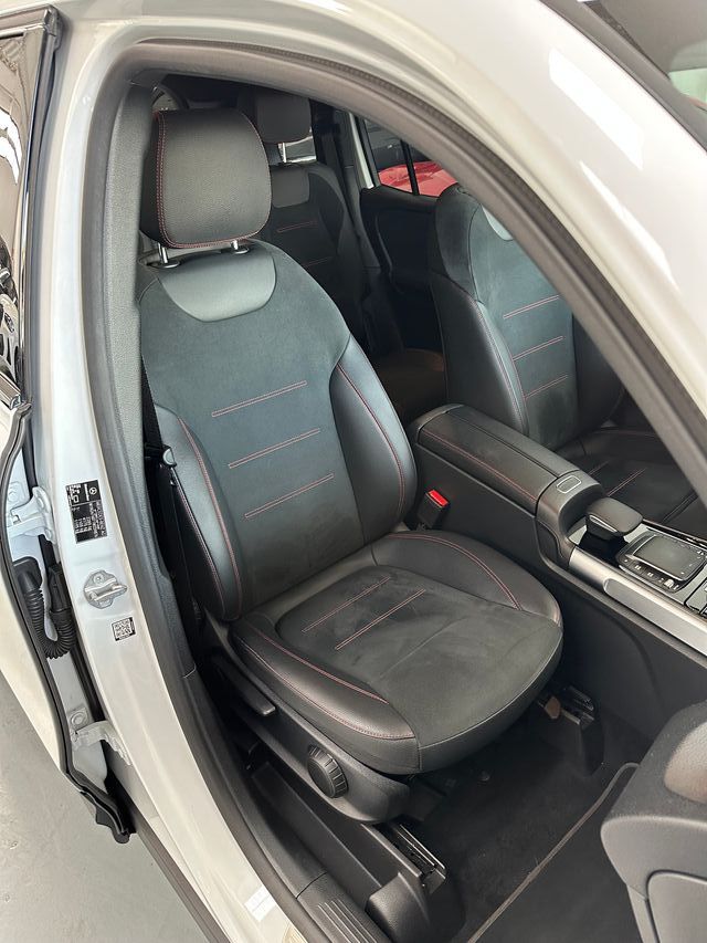 Mercedes-Benz GLB (X247) 2023