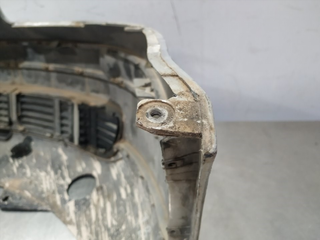 PARAGOLPES DELANTERO VOLKSWAGEN PASSAT BERLINA (3