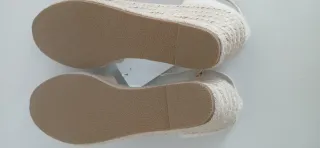 Alpargatas C&A Talla 41 Beige nuevas