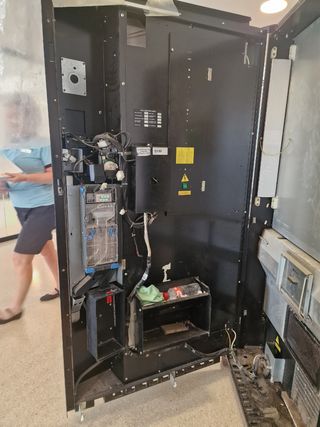 Máquina Vending Solares Agua Mineral