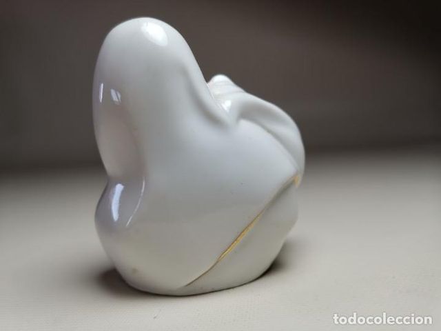 Statuetta in porcellana della Madonna col Bambino di Jäger