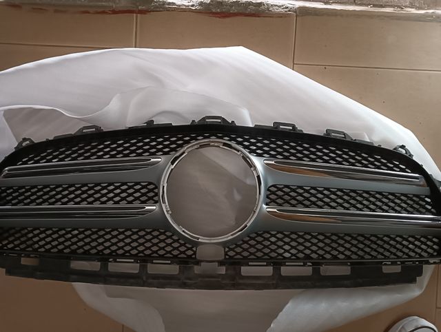 Parrilla Mercedes Clase E 350d