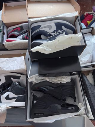 Vendo 15 pares de tenis Jordan 