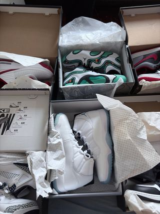 Vendo 15 pares de tenis Jordan 