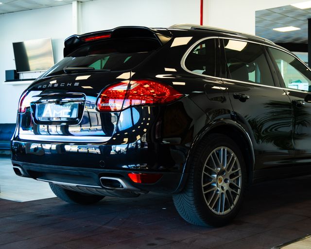 Porsche Cayenne 2012