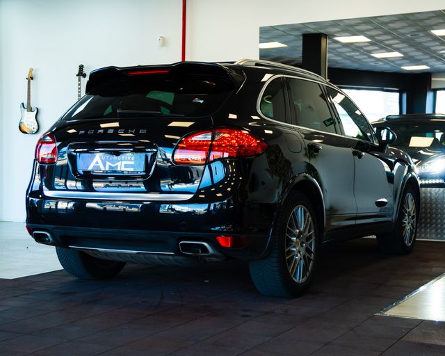 Porsche Cayenne 2012