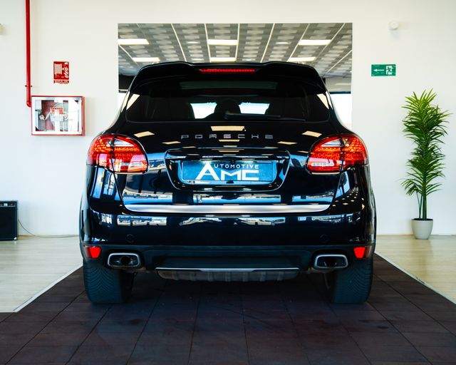 Porsche Cayenne 2012