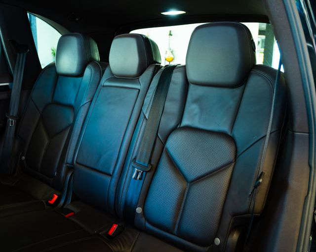 Porsche Cayenne 2012