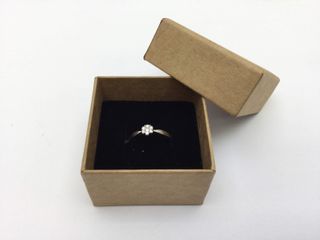 anillo oro 18k con piedra con circonita