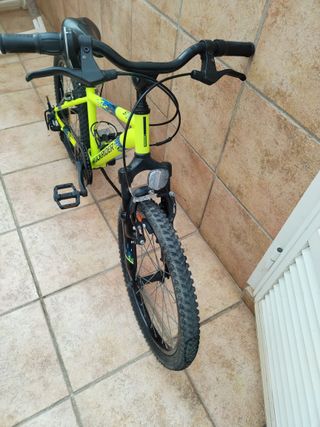 Bicicleta Infantil Rockrider ST 500 20