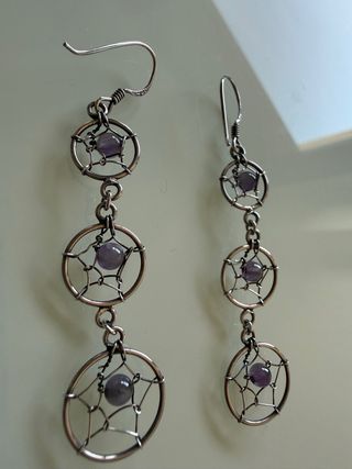 Pendientes de plata con piedra morada