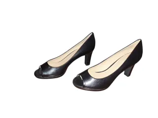 Zapatos tacón Geox negros peep toe