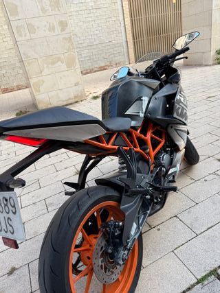 KTM RC 125 Deportiva