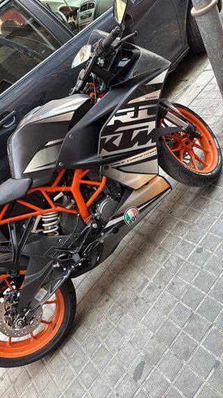 KTM RC 125 Deportiva