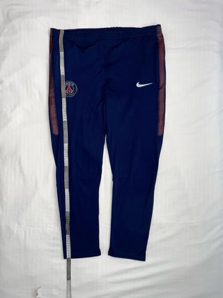Pantalón Nike PSG Vintage Azul Marino Logo Bordado