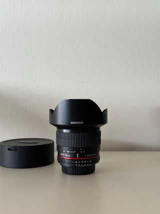 Samyang 14mm f/2.8 para Nikon
