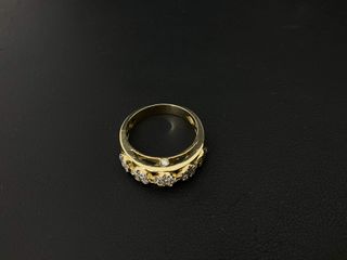 anillo oro 18k con piedra con diamante