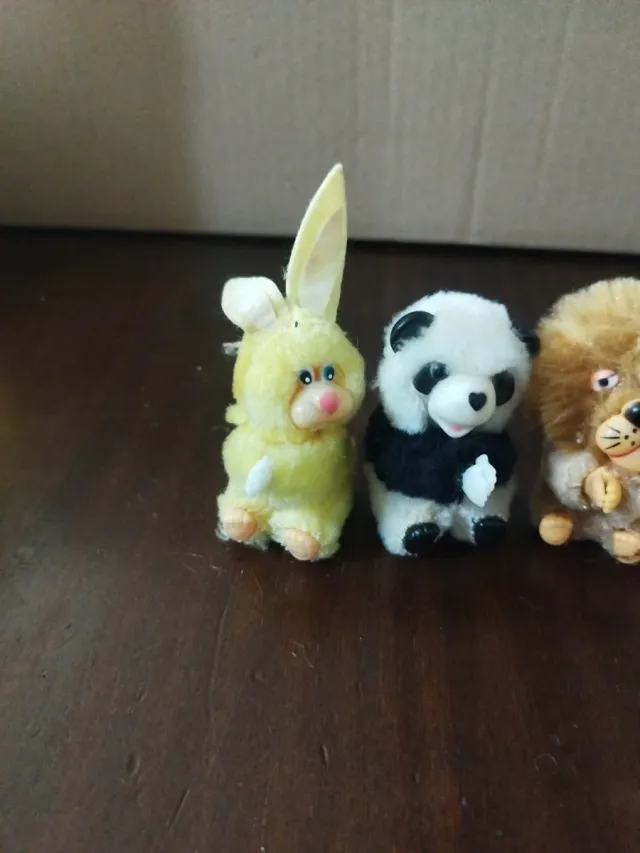 Lote 4 figuras peluche animales