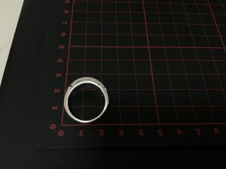 anillo oro 18k con piedra con diamante