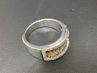 anillo oro 18k con piedra con diamante
