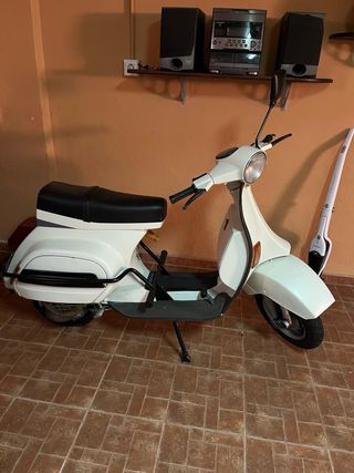Vespa PK 125cc
