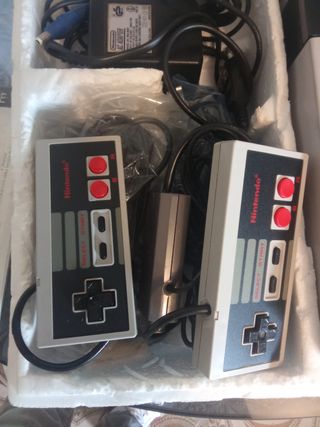Nintendo NES con caja original