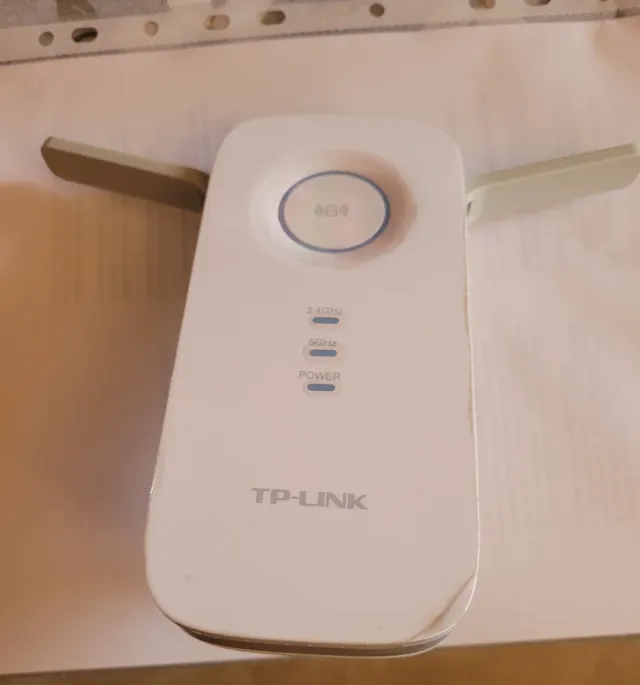 Repetidor Wi-Fi TP-LINK AC1200 RE355