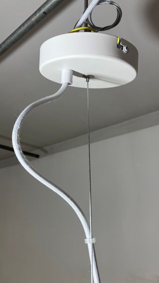 Lampadario bianco metallo/gesso