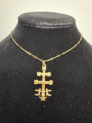 Colgante Cruz de Caravaca Oro 18k