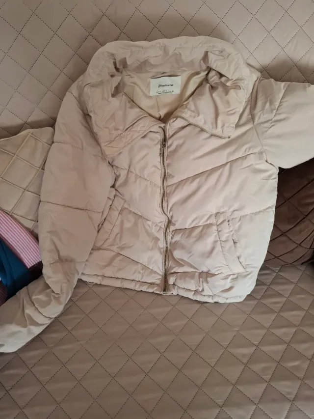 Chaqueta Stradivarius Beige Talla L