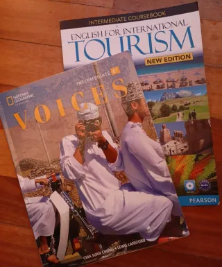 Voices Intermediate: Student's Book
