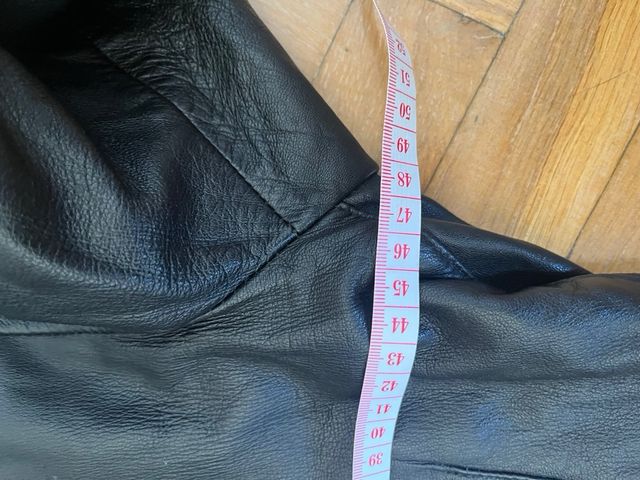 Chaqueta de cuero In Extenso negra