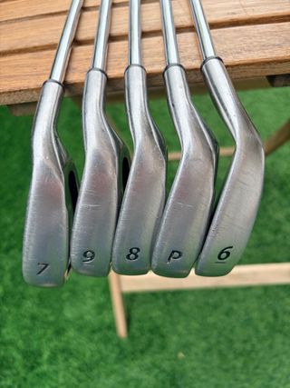 Palos de Golf Strata 6-P, Driver e Híbrido 