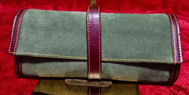 Joyero de viaje de ante verde y cuero