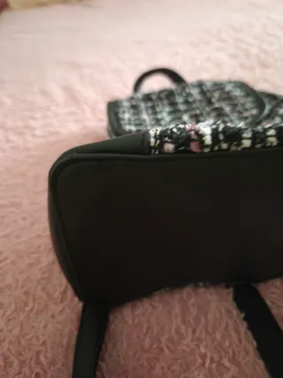 Mochila tweed negra y multicolor