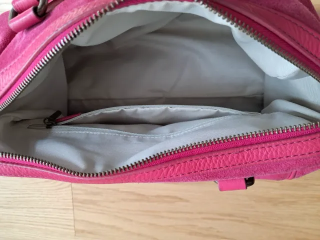 Bolso PG mano/bandolera rosa.