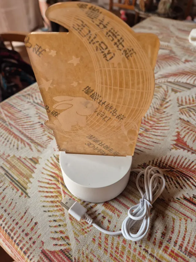 Lámpara USB Conejo Luna Estrellas