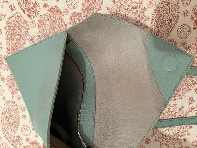 Bolso cartera color agua