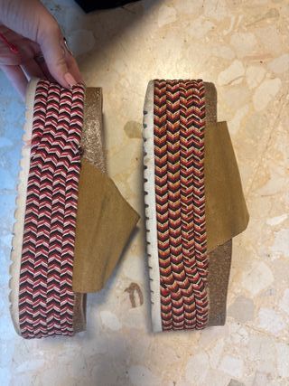Sandalias marrones de ante
