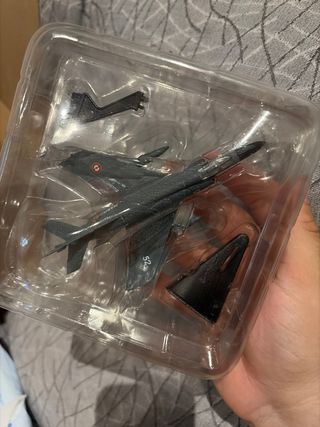 Maqueta avión militar metálico