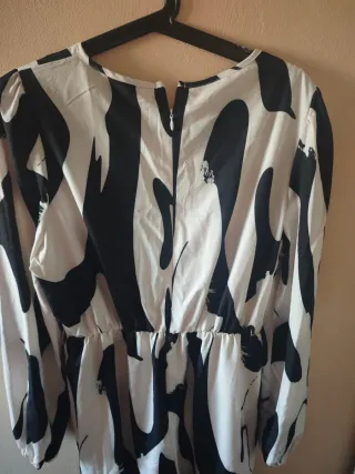 Mono estampado blanco y negro talla XL
