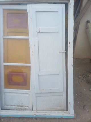 Ventana de madera antigua