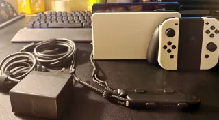 Nintendo Switch OLED + Accesorios