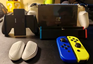 Nintendo Switch OLED + Accesorios