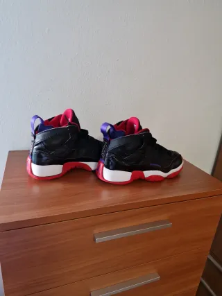 Zapatillas Jordan Talla 43 Negras Rojas