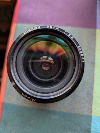Objetivo NIKKOR 28mm 1:3.5